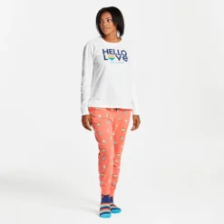 Women's Peace Love Print Snuggle Up Sleep Jogger -One Family Clothing Womens Peace Love Print Snuggle Up Sleep Jogger 68439 2 lg
